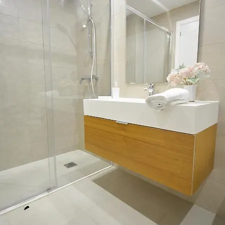 Galihost - Con Piscina En Canelas, شقة