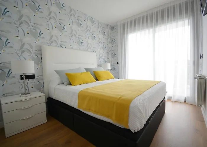 아파트 Galihost - Con Piscina En Canelas, 산신소