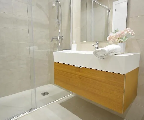 Galihost - Con Piscina En Canelas, Апартаменты