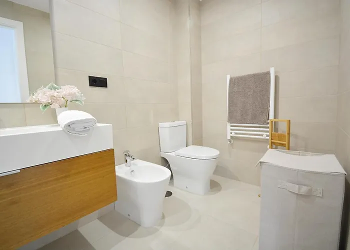 Galihost - Con Piscina En Canelas,